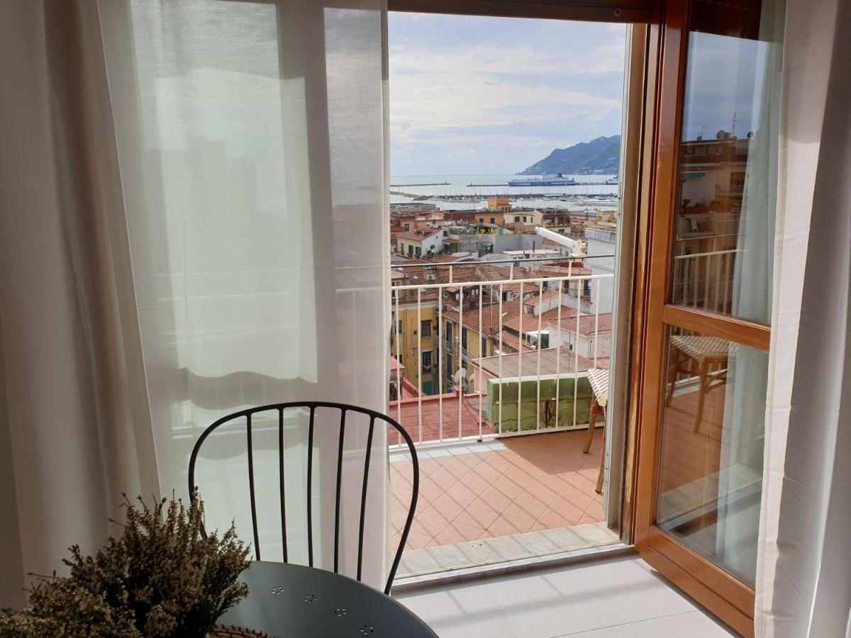 Oasi Al Centro Con Parcheggio Bed and Breakfast Salerno Eksteriør billede